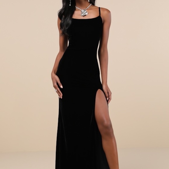 Lulus Kissable Beauty Black Velvet Sleeveless Maxi Dress - Size M - Picture 1 of 4